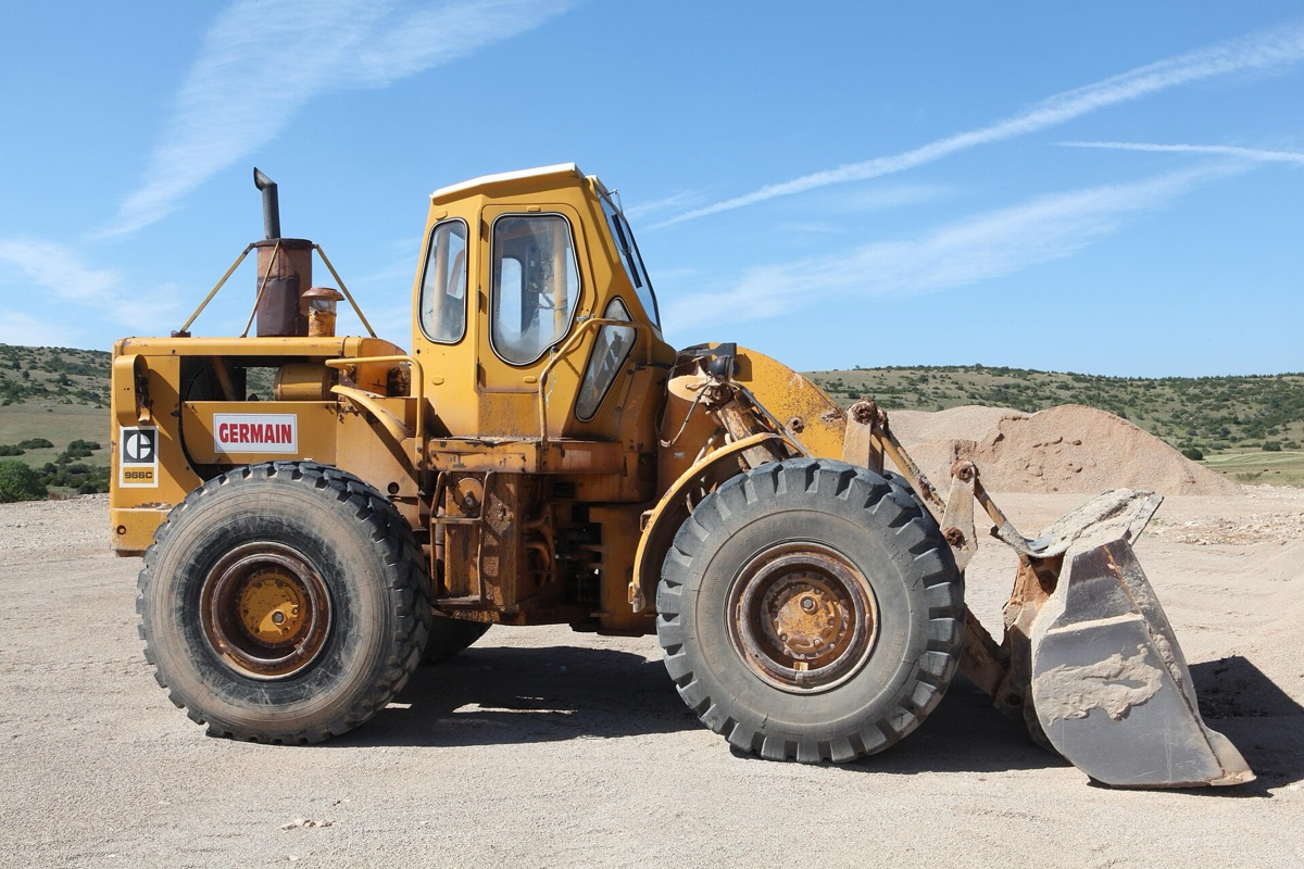 Wheel Loader 966H